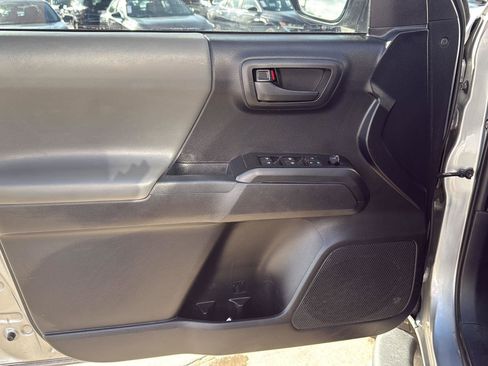 Used 2021 Toyota Tacoma SR w/ SR Convenience Package RWD image 13