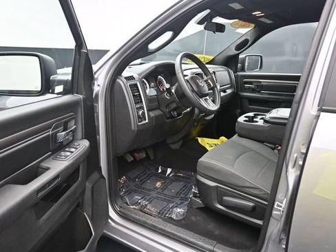 Used 2024 RAM 1500 Warlock AWD/4WD image 12