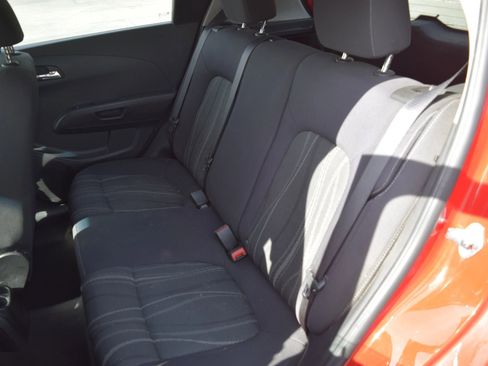 Used 2015 Chevrolet Sonic LT FWD image 7