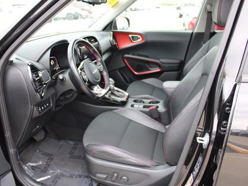 Used 2023 Kia Soul GT-Line w/ GT-Line Technology Package image 15