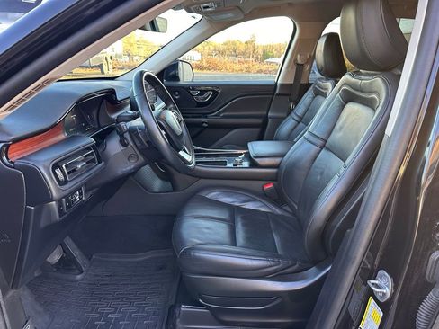 Used 2023 Lincoln Aviator Reserve w/ Equipment Group 201A image 13