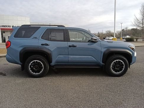 New 2025 Toyota 4Runner TRD Off-Road Premium image 2