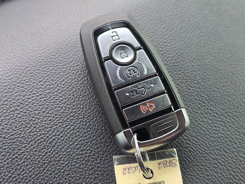 Used 2025 Ford F150 Lariat w/ Equipment Group 502A High image 27