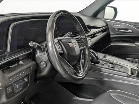 Used 2023 Cadillac Escalade ESV Sport AWD/4WD image 28