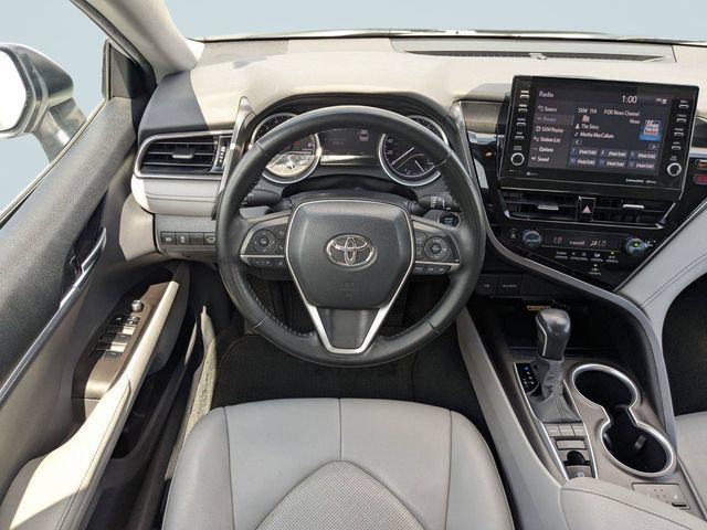 Used 2023 Toyota Camry XLE FWD image 14