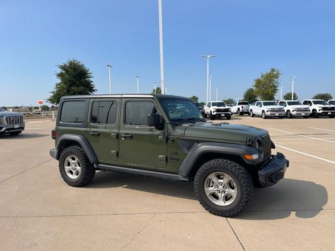 Used 2021 Jeep Wrangler Unlimited Sport AWD/4WD image 7
