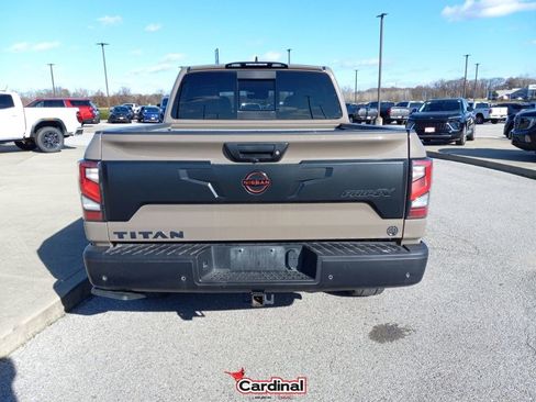 Used 2023 Nissan Titan PRO-4X w/ Pro-4x Convenience Package image 9