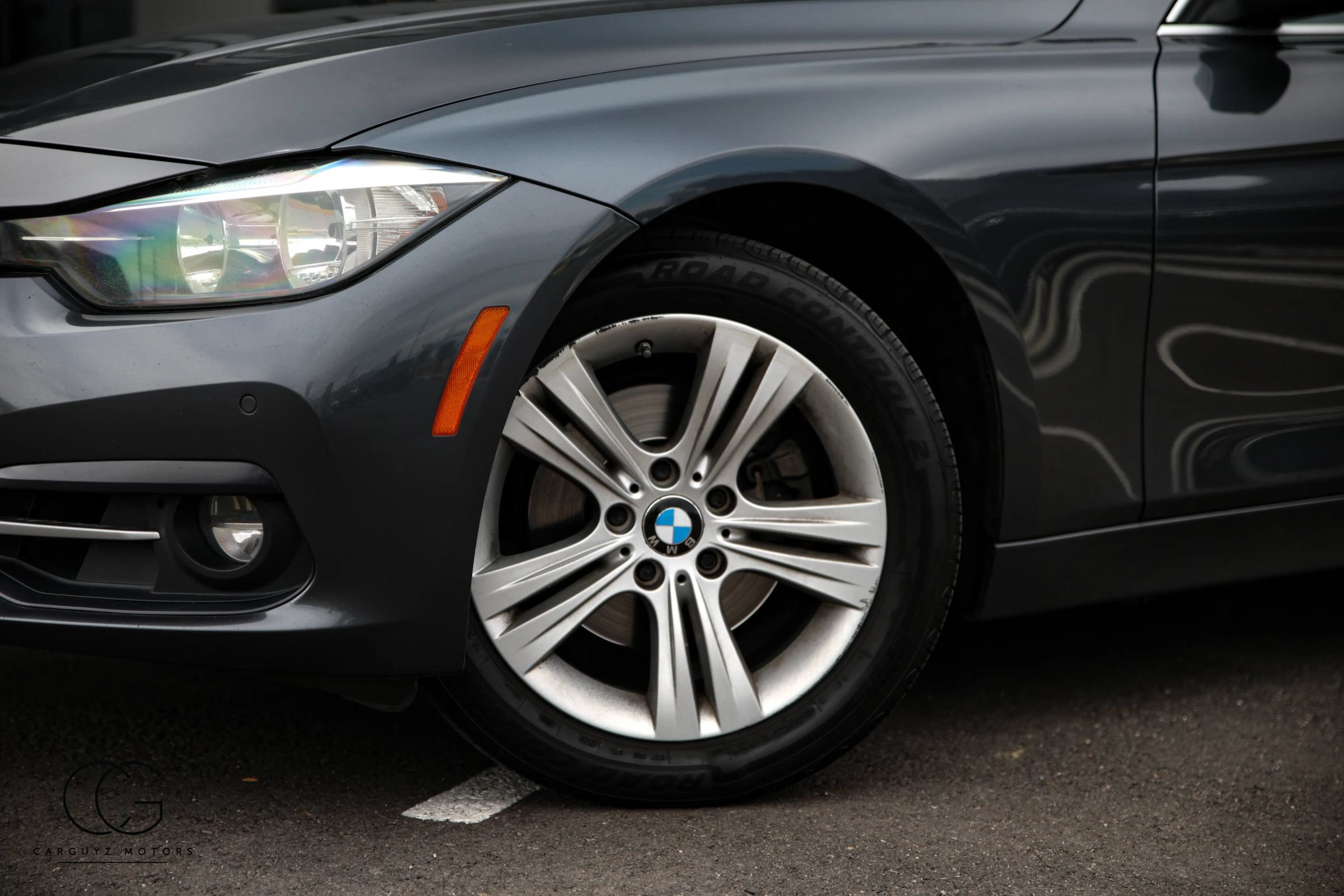 Used 2017 BMW 330i Sedan RWD image 7