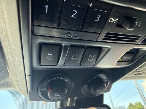 Used 2022 Toyota 4Runner TRD Pro AWD/4WD image 36