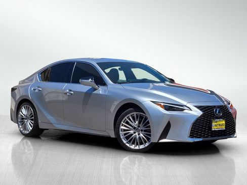 Used 2022 Lexus IS 300 AWD w/ Premium Package image 2