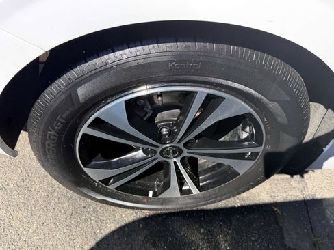 Used 2023 Nissan Sentra SV FWD image 5