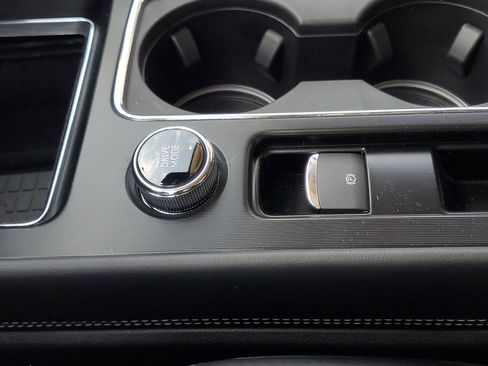 New 2026 Lincoln Corsair Premiere image 24