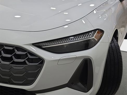 Used 2025 Audi A5 2.0T Premium Plus w/ Premium Plus image 32