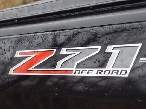 Used 2016 Chevrolet Colorado Z71 image 12