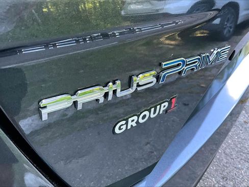 Used 2022 Toyota Prius Prime XLE FWD image 10