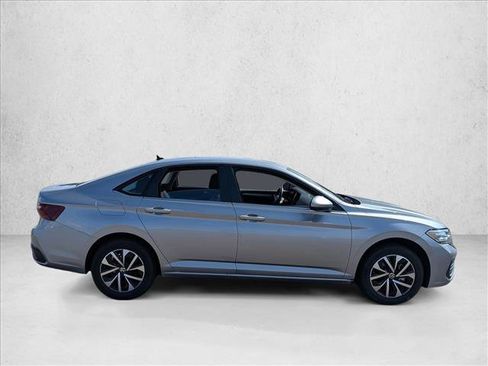 Used 2024 Volkswagen Jetta S FWD image 4