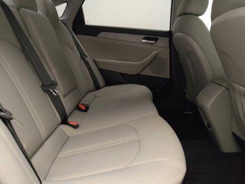 Used 2019 Hyundai Sonata SE FWD image 19