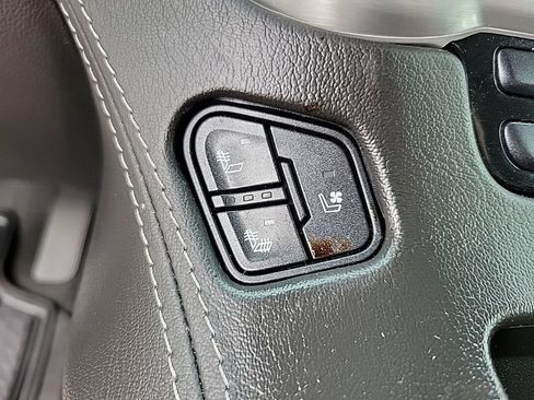 Used 2020 GMC Yukon SLT w/ Premium Edition RWD image 22