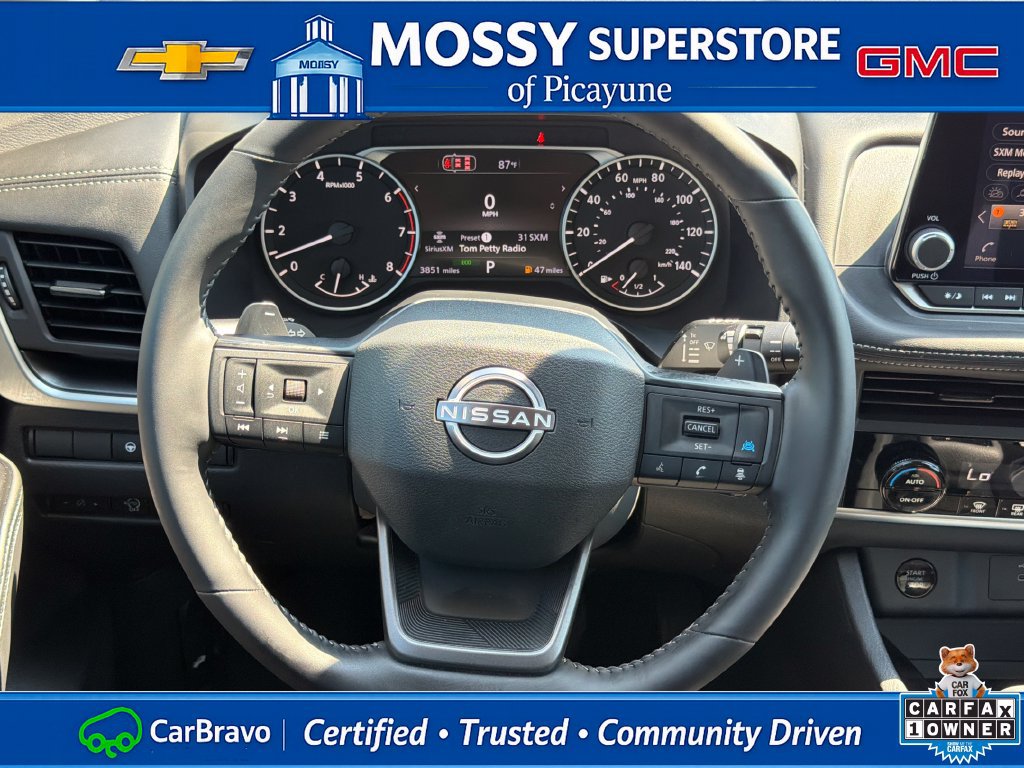Certified 2026 Nissan Rogue SV FWD image 17