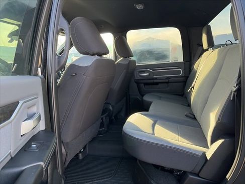 Used 2022 RAM 2500 Big Horn image 11