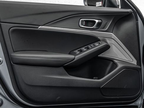 New 2026 Acura Integra FWD image 9