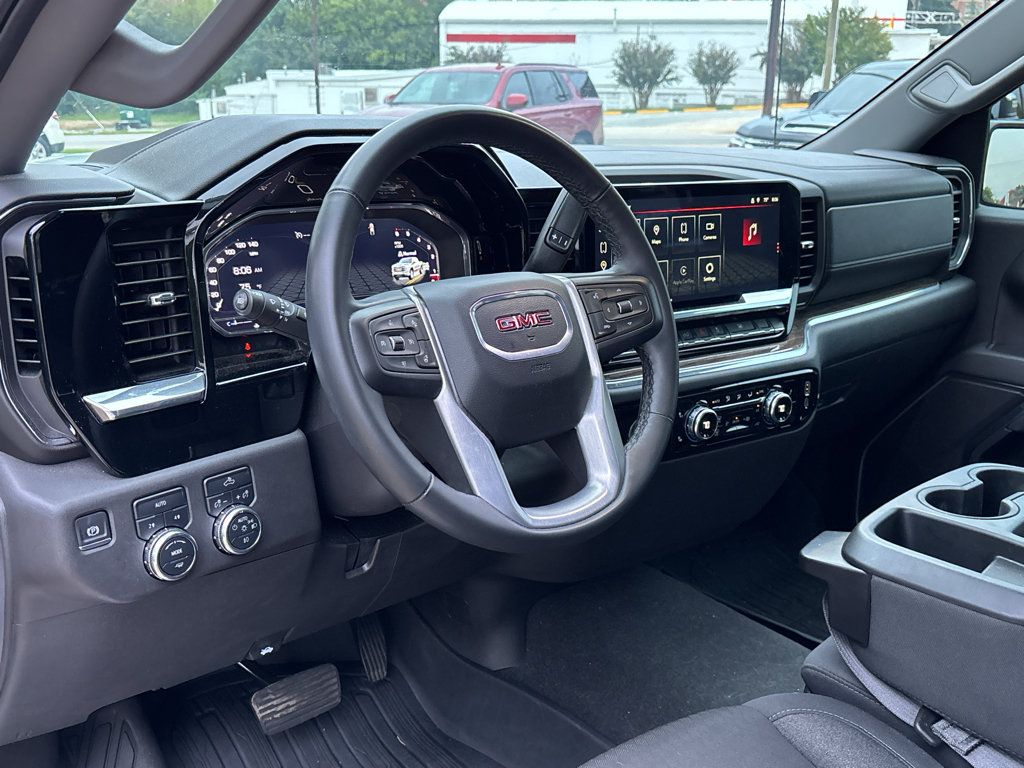 Used 2024 GMC Sierra 1500 Elevation AWD/4WD image 11
