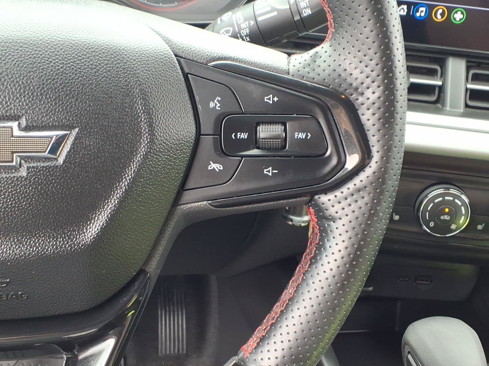 Used 2024 Chevrolet Trax RS w/ Driver Confidence Package FWD image 18