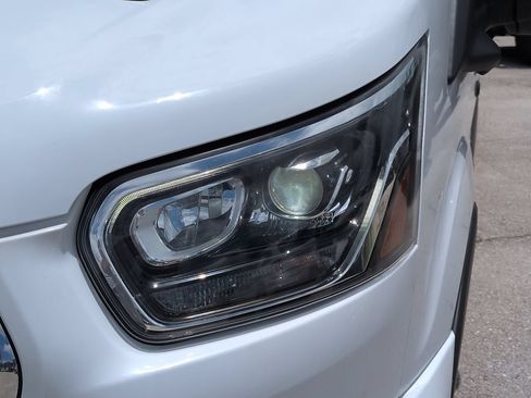 Used 2023 Ford Transit 350 XLT RWD image 10
