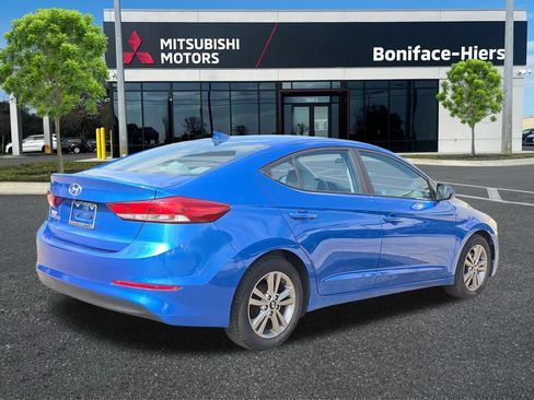 Used 2017 Hyundai Elantra SE FWD image 4