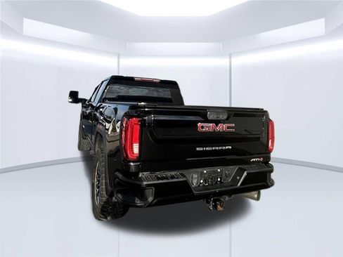Used 2022 GMC Sierra 2500 AT4 AWD/4WD image 8