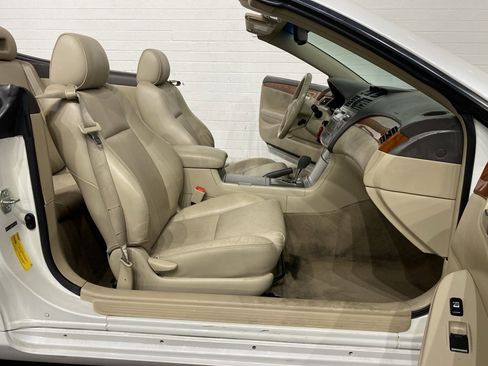 Used 2008 Toyota Solara SE image 17
