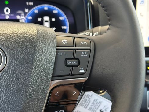 Used 2026 Toyota Camry XSE FWD image 30