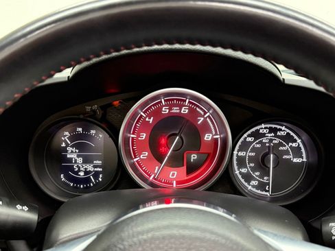 Used 2017 FIAT 124 Spider Abarth image 23