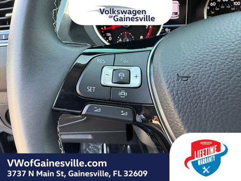 Used 2021 Volkswagen Tiguan SE FWD image 25