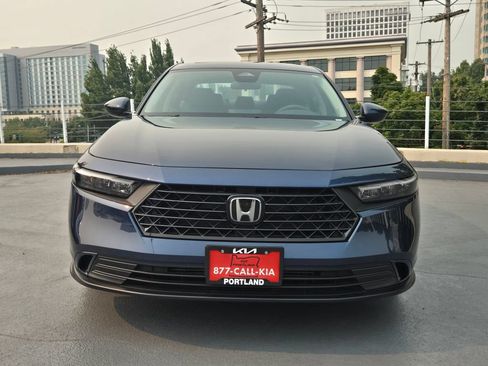 Used 2024 Honda Accord EX image 8