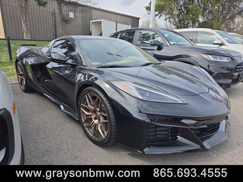 Used 2024 Chevrolet Corvette Z06 image 1