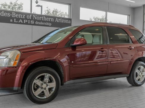 Used 2007 Chevrolet Equinox LT w/ LT Preferred Equipment Group AWD/4WD image 3