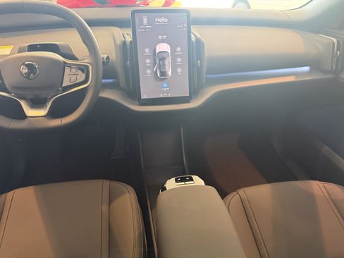 New 2026 Volvo EX30 Cross Country Ultra image 13