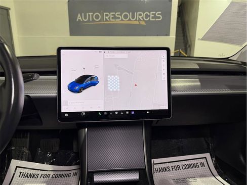 Used 2018 Tesla Model 3 Long Range image 19