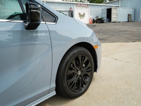 Used 2025 Honda Odyssey Sport-L image 18