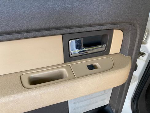 Used 2013 Ford F150 XLT w/ Luxury Equipment Group image 22