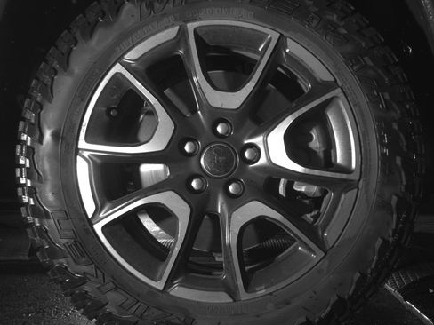 Used 2025 Jeep Compass Trailhawk image 13