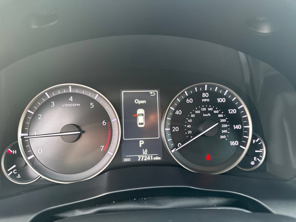 Used 2018 Lexus ES 350 w/ Premier Package FWD image 18