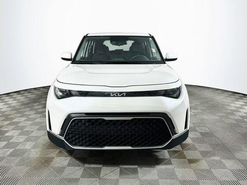 Used 2023 Kia Soul S FWD image 8