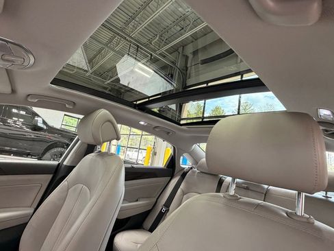 Used 2017 Hyundai Sonata Limited w/ Ultimate Package 02 FWD image 22