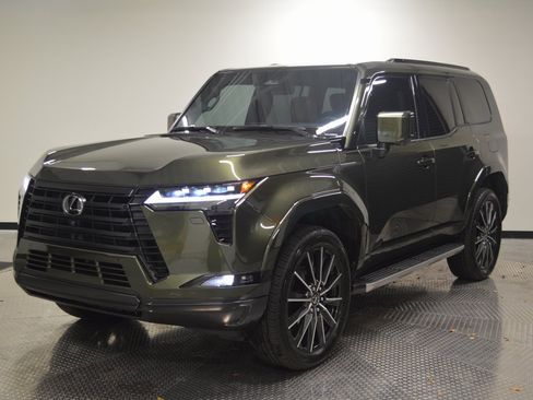 Used 2024 Lexus GX 550 w/ Accessory Package (Z1) image 1