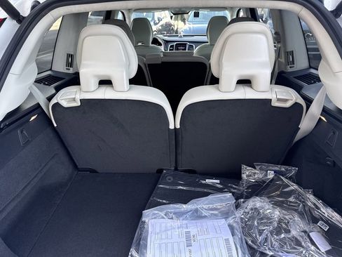 New 2025 Volvo XC90 B6 Plus image 5