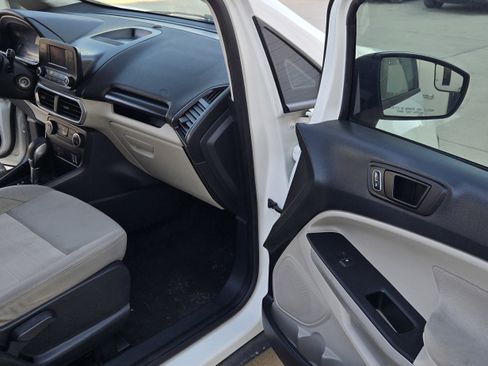 Used 2018 Ford EcoSport S image 27