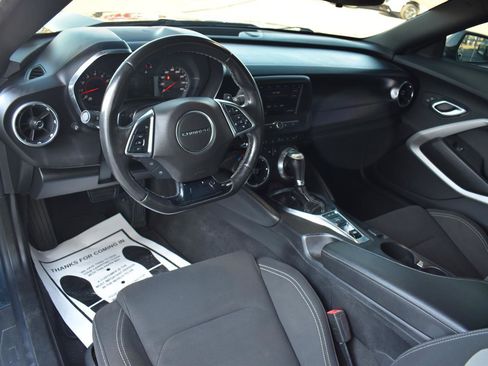 Used 2020 Chevrolet Camaro LT image 22