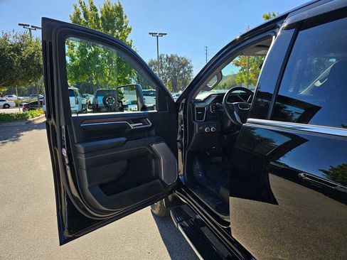 Used 2024 GMC Sierra 2500 Denali w/ Denali Reserve Package image 20